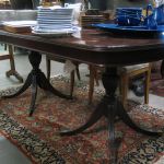 518 8110 DINING TABLE